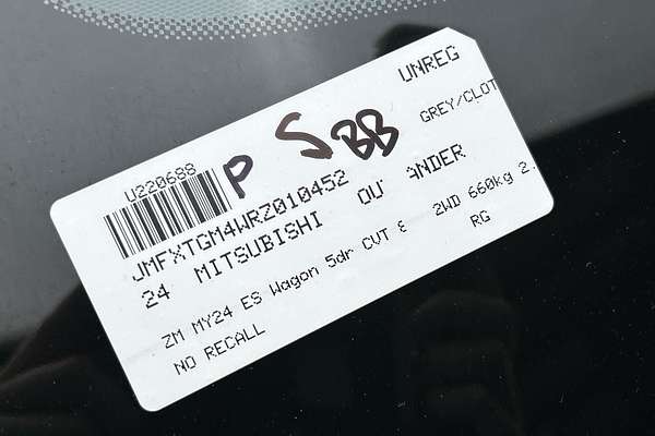 2024 Mitsubishi Outlander ES ZM