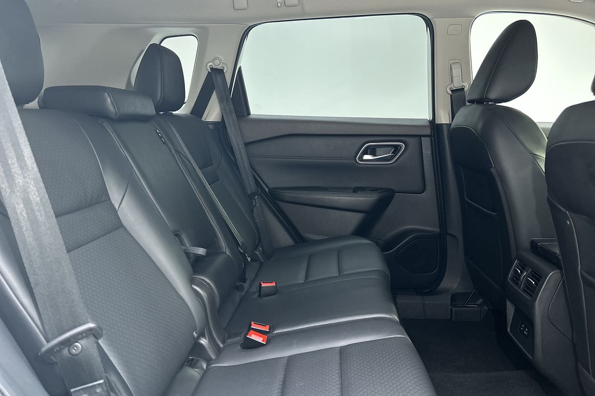 2023 Nissan X-TRAIL ST-L T33