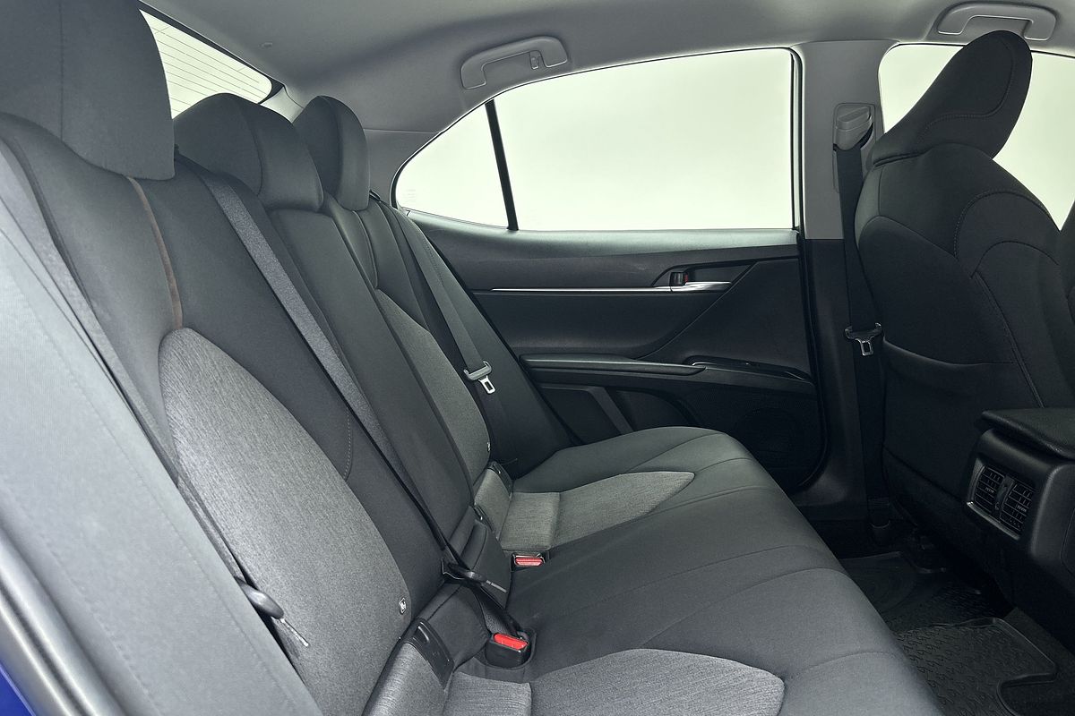 2019 Toyota Camry Ascent AXVH71R