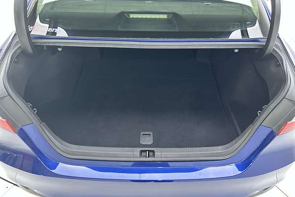 2019 Toyota Camry Ascent AXVH71R