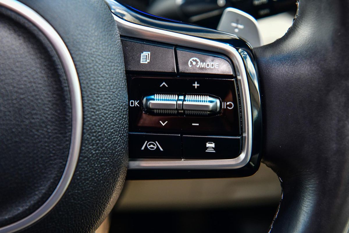 2023 Kia Carnival Platinum KA4