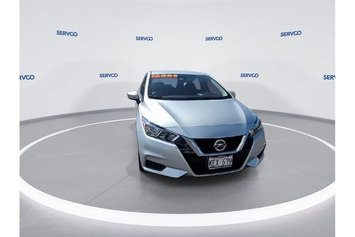 2022 Nissan Versa SV