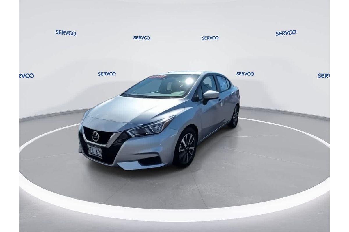 2022 Nissan Versa SV