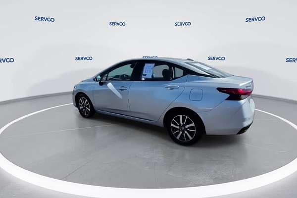 2022 Nissan Versa SV