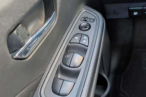 2022 Nissan Versa SV