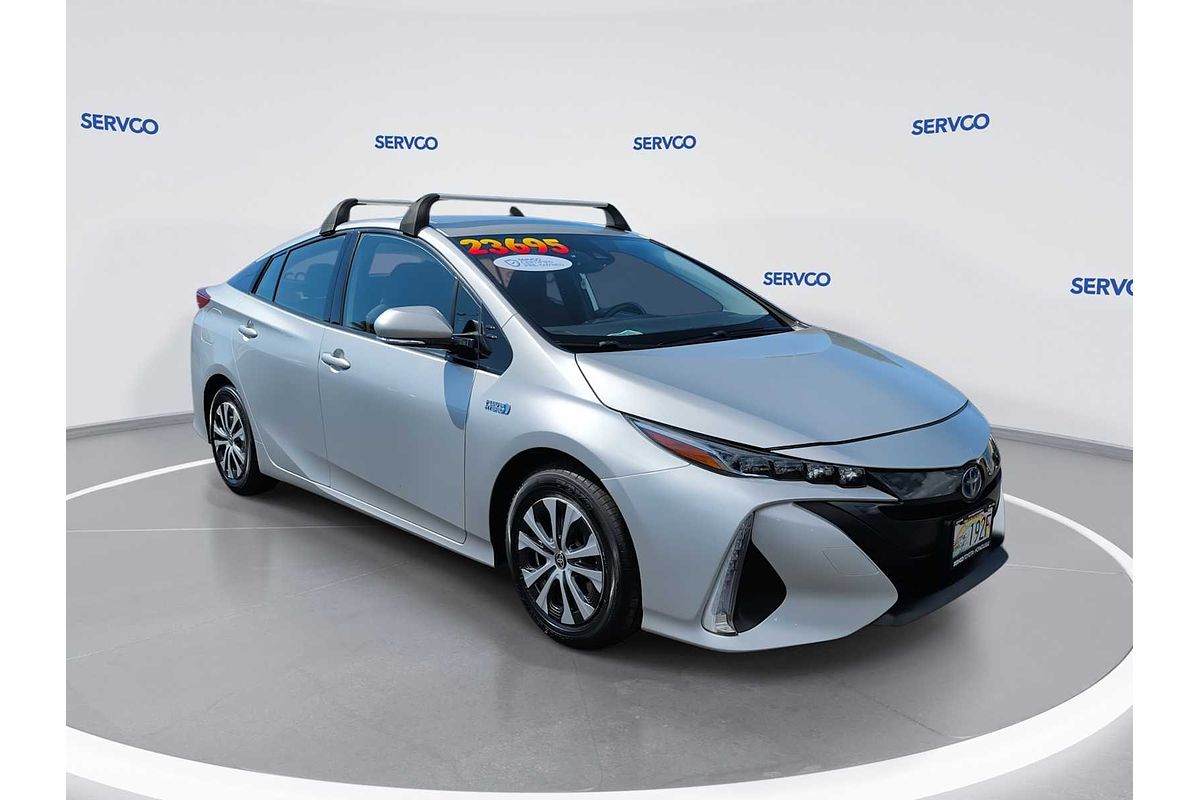 2020 Toyota Prius LE