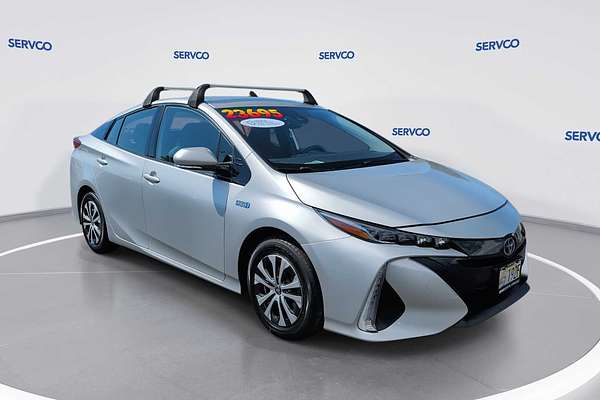 2020 Toyota Prius LE