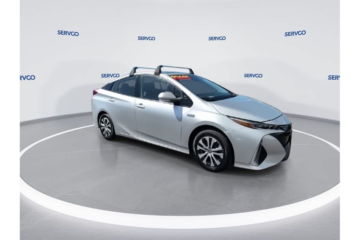 2020 Toyota Prius LE