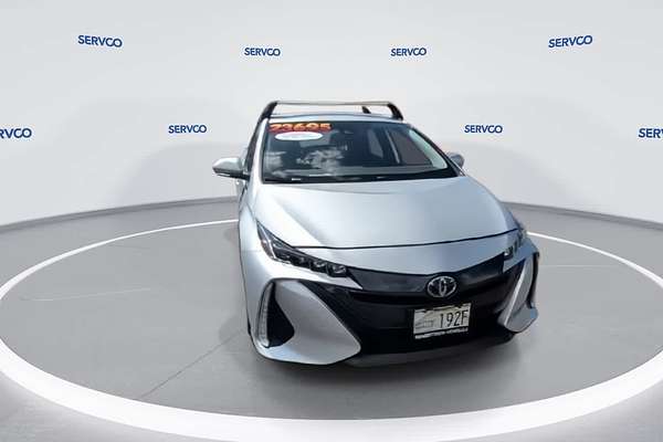 2020 Toyota Prius LE