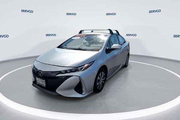 2020 Toyota Prius LE
