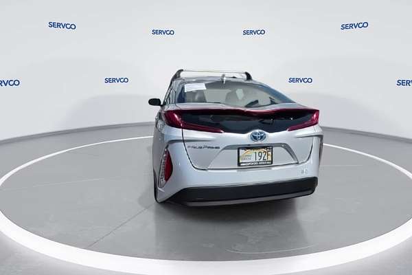 2020 Toyota Prius LE