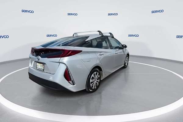 2020 Toyota Prius LE