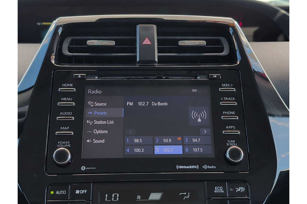 2020 Toyota Prius LE