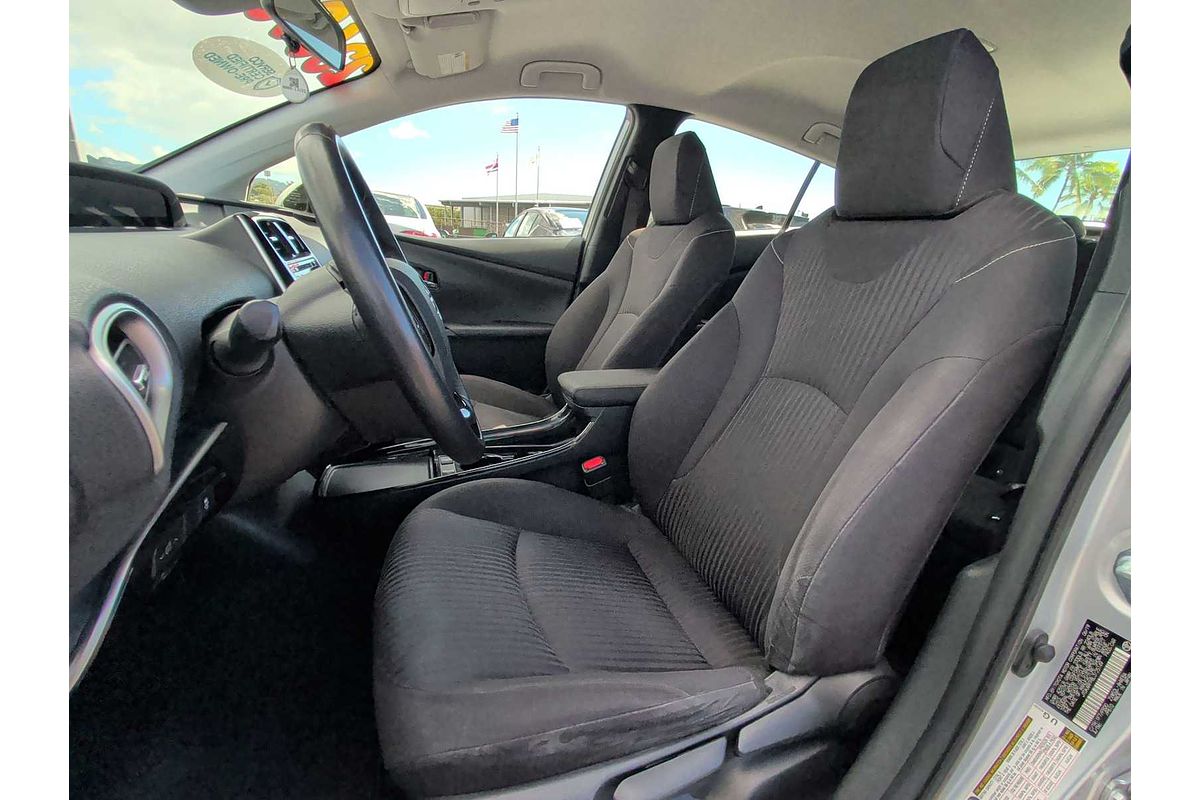 2020 Toyota Prius LE