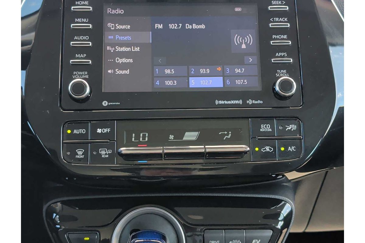 2020 Toyota Prius LE