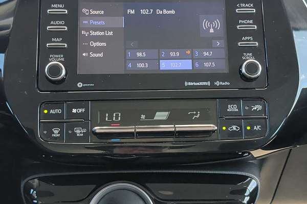 2020 Toyota Prius LE