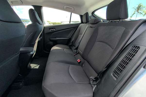 2020 Toyota Prius LE