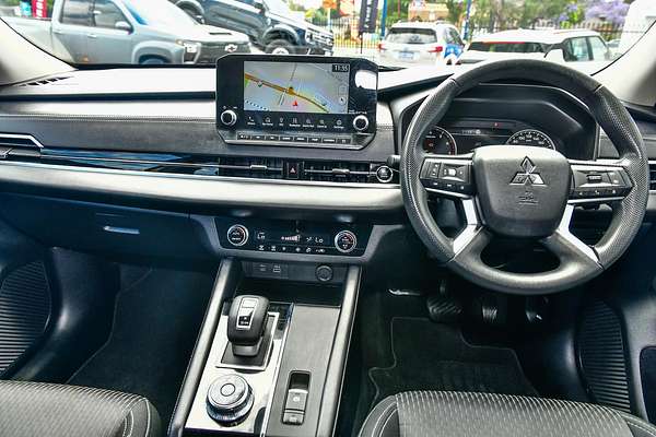 2021 Mitsubishi Outlander ES ZM