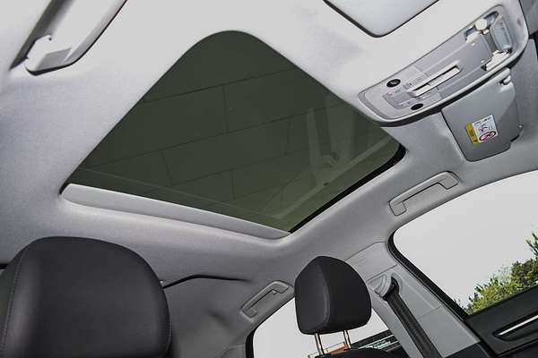 2023 Audi Q3 35 TFSI S line F3