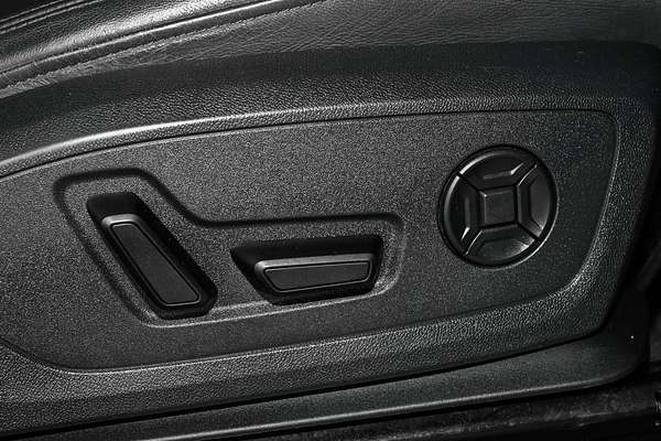 2023 Audi Q3 35 TFSI S line F3