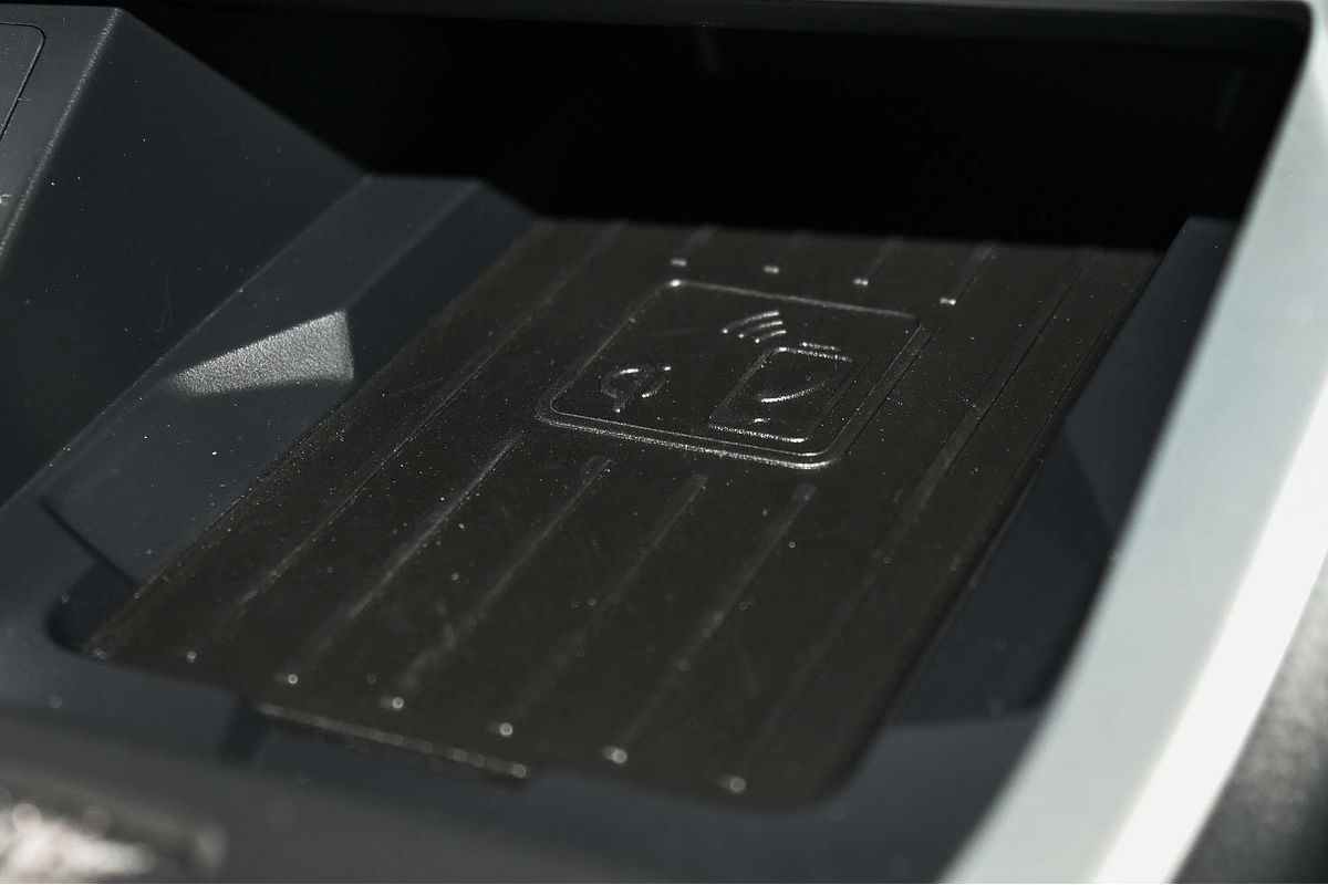 2023 Audi Q3 35 TFSI S line F3