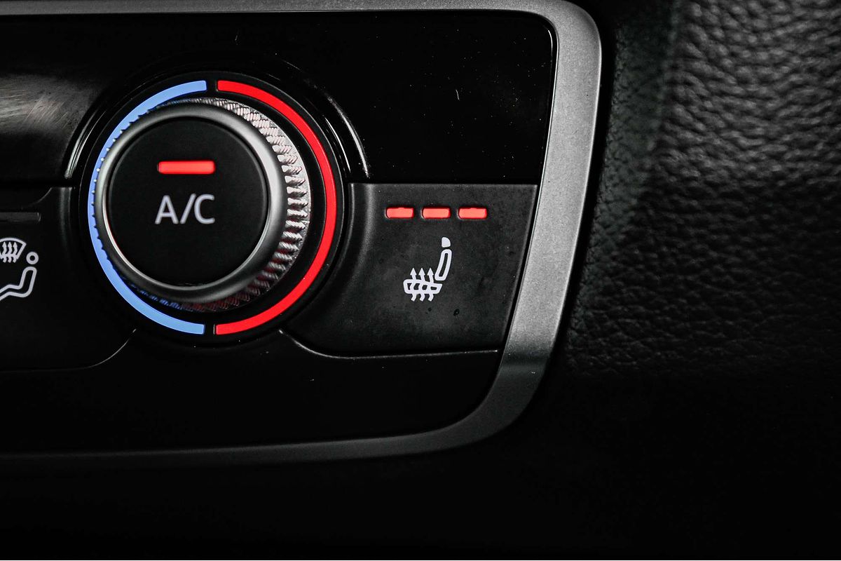 2023 Audi Q3 35 TFSI S line F3