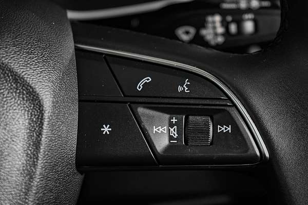 2023 Audi Q3 35 TFSI S line F3