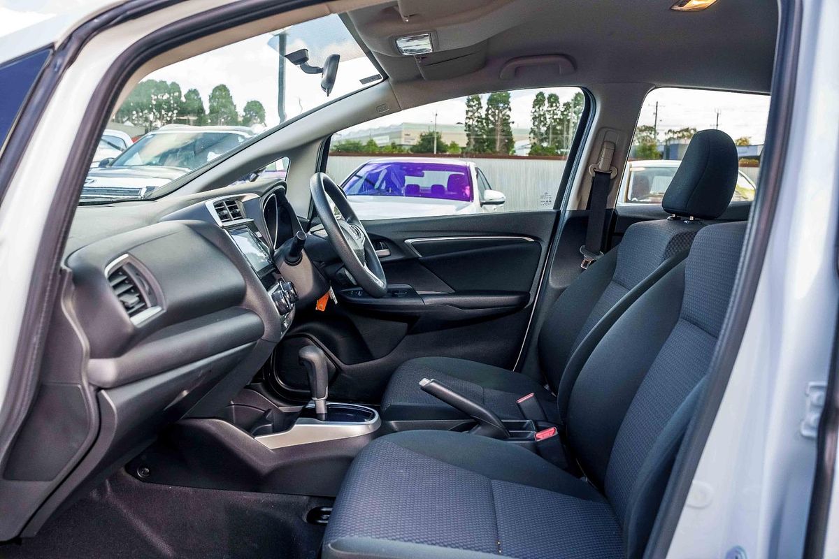 2020 Honda Jazz VTi GF