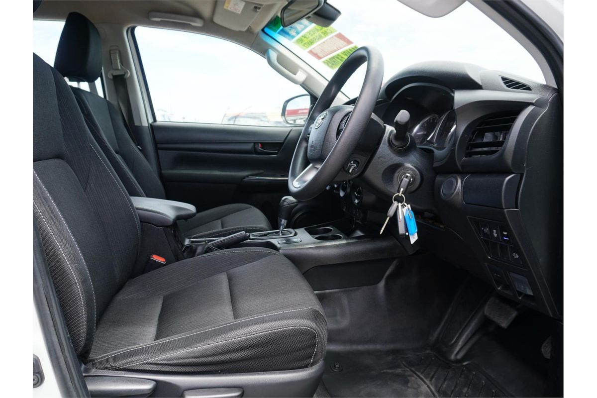 2021 Toyota Hilux SR GUN126R 4X4