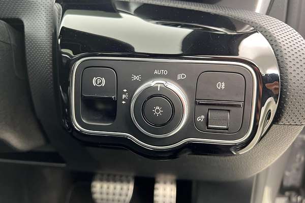 2021 Mercedes-Benz A180  W177 MY21.5