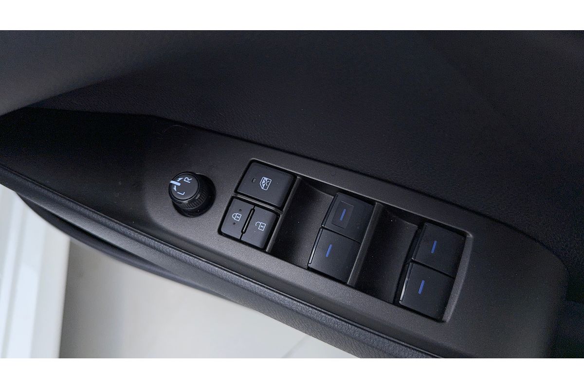 2021 Toyota Camry Ascent AXVH70R