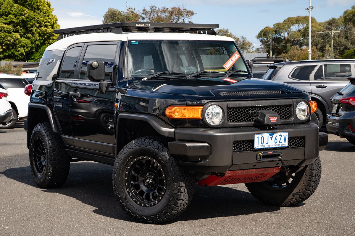 2013 Toyota FJ Cruiser GSJ15R