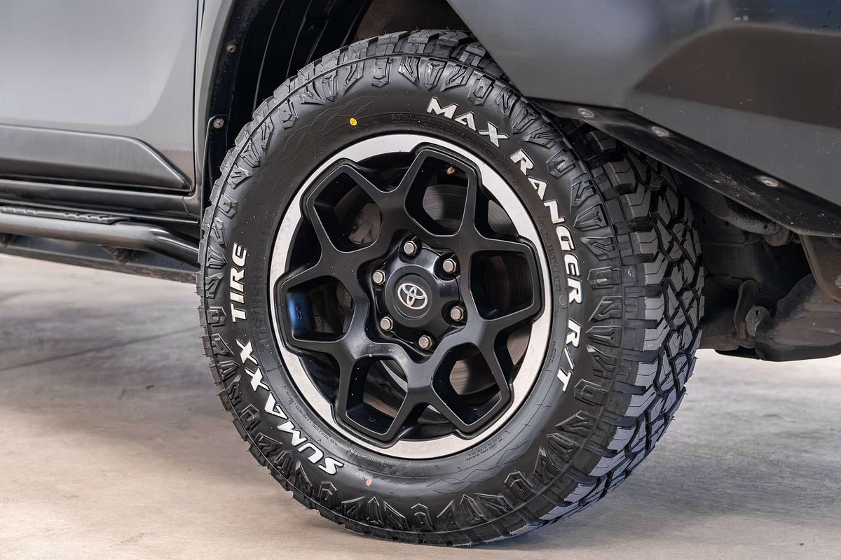 2019 Toyota Hilux Rugged X GUN126R 4X4