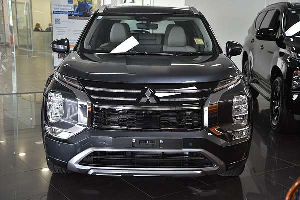 2025 Mitsubishi Outlander Exceed ZM