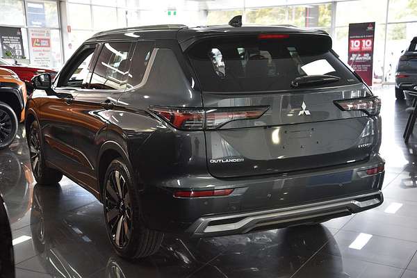 2025 Mitsubishi Outlander Exceed ZM