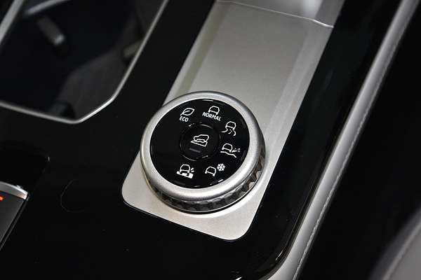 2025 Mitsubishi Outlander Exceed ZM