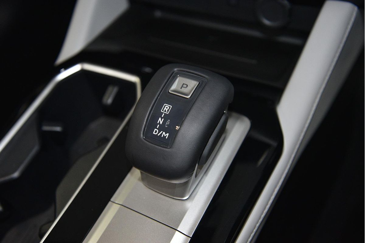 2025 Mitsubishi Outlander Exceed ZM