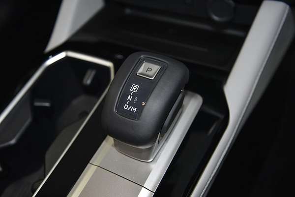 2025 Mitsubishi Outlander Exceed ZM