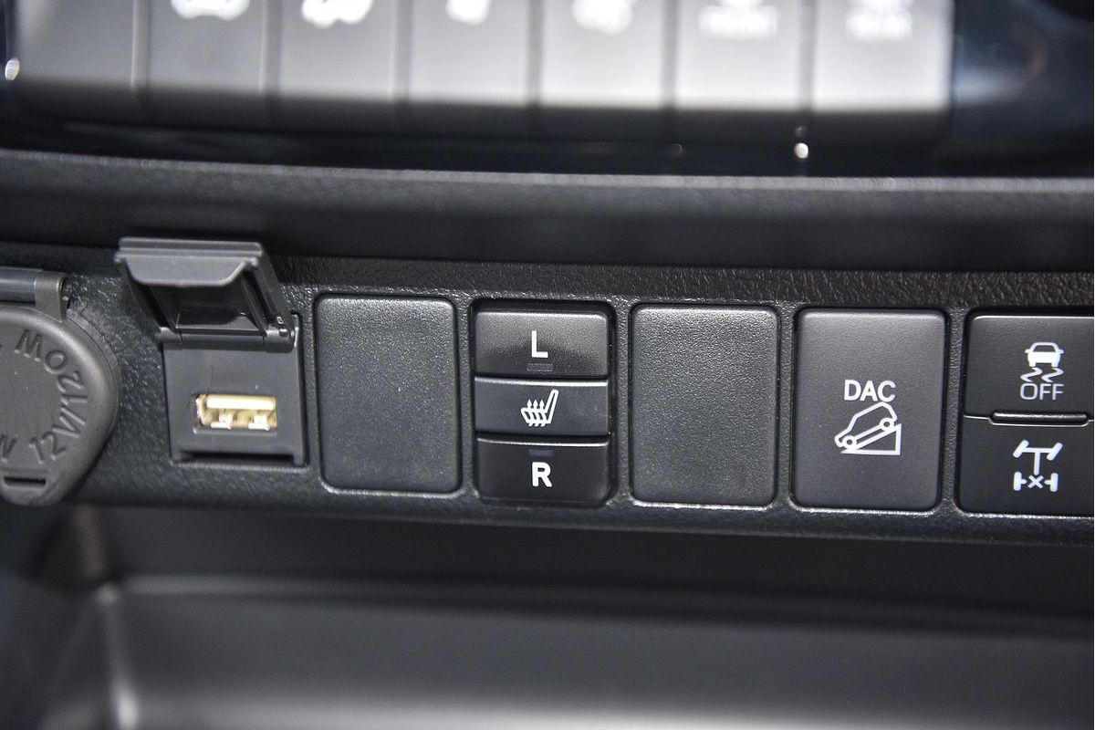 2023 Toyota Hilux Rogue GUN126R 4X4