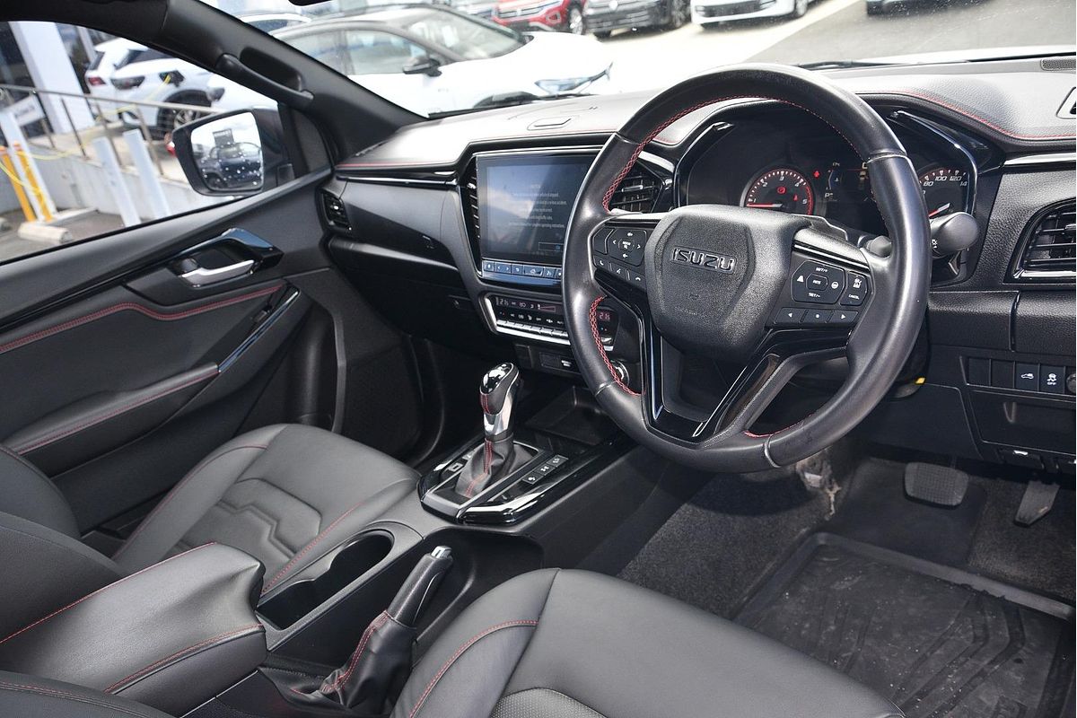 2023 Isuzu D-MAX X-TERRAIN 4X4