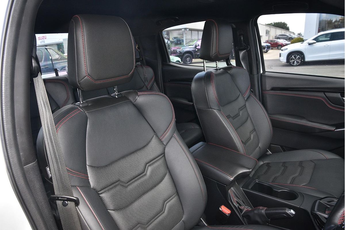 2023 Isuzu D-MAX X-TERRAIN 4X4