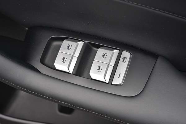 2025 MG MGS5 EV Essence 49 ZS3EM