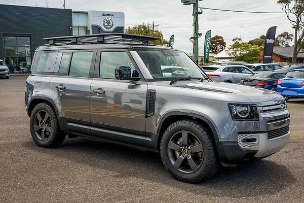 2021 Land Rover Defender 110 D300 SE L663
