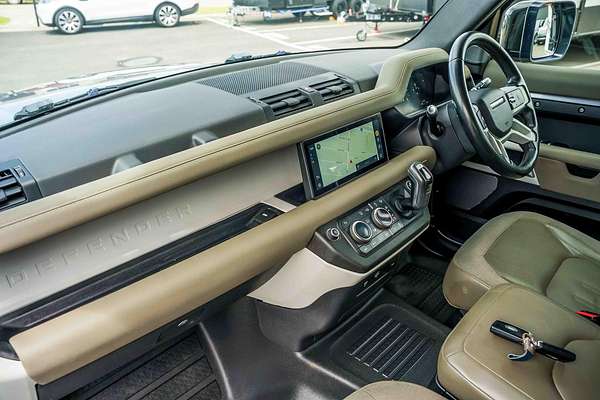 2021 Land Rover Defender 110 D300 SE L663