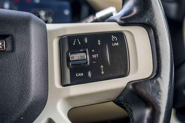 2021 Land Rover Defender 110 D300 SE L663