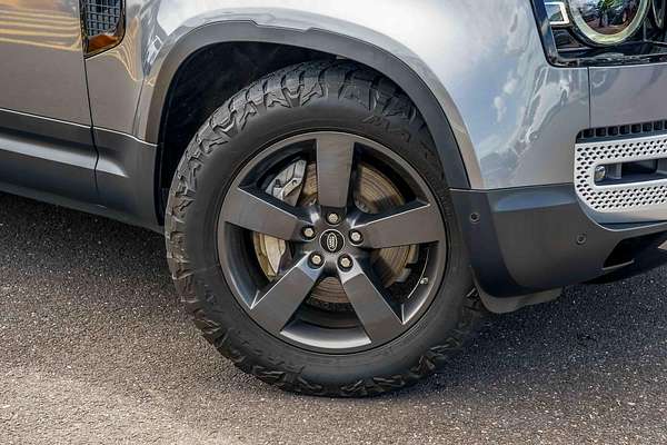 2021 Land Rover Defender 110 D300 SE L663