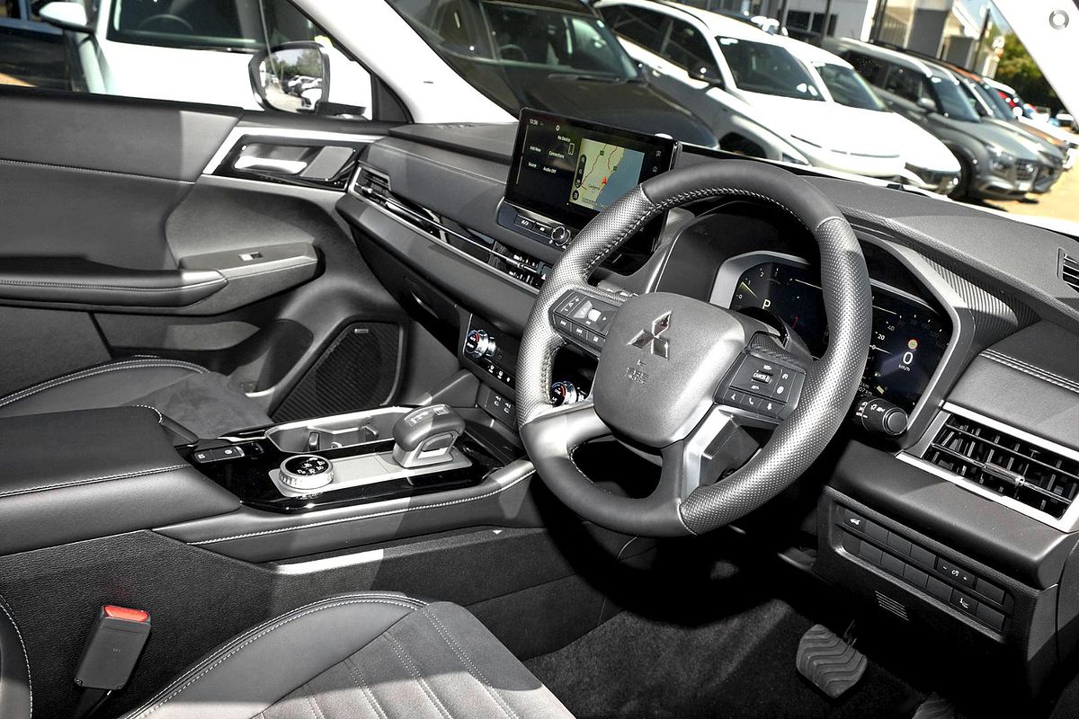 2025 Mitsubishi Outlander Aspire ZM