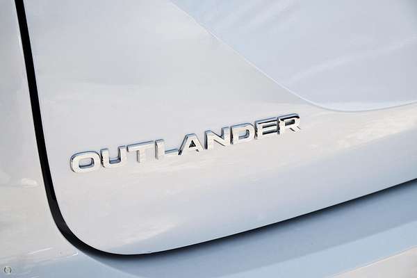 2025 Mitsubishi Outlander Aspire ZM