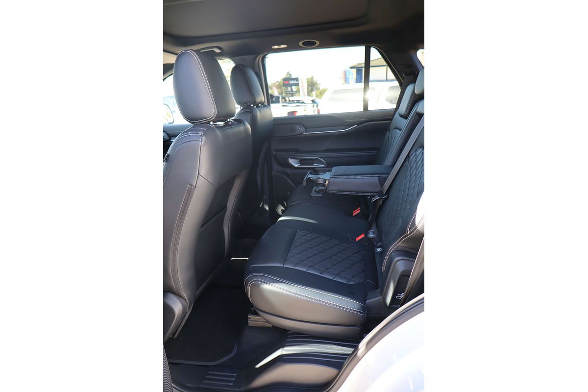 2025 Ford Everest Platinum 3.0L