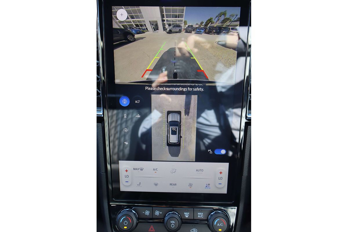 2025 Ford Everest Platinum 3.0L